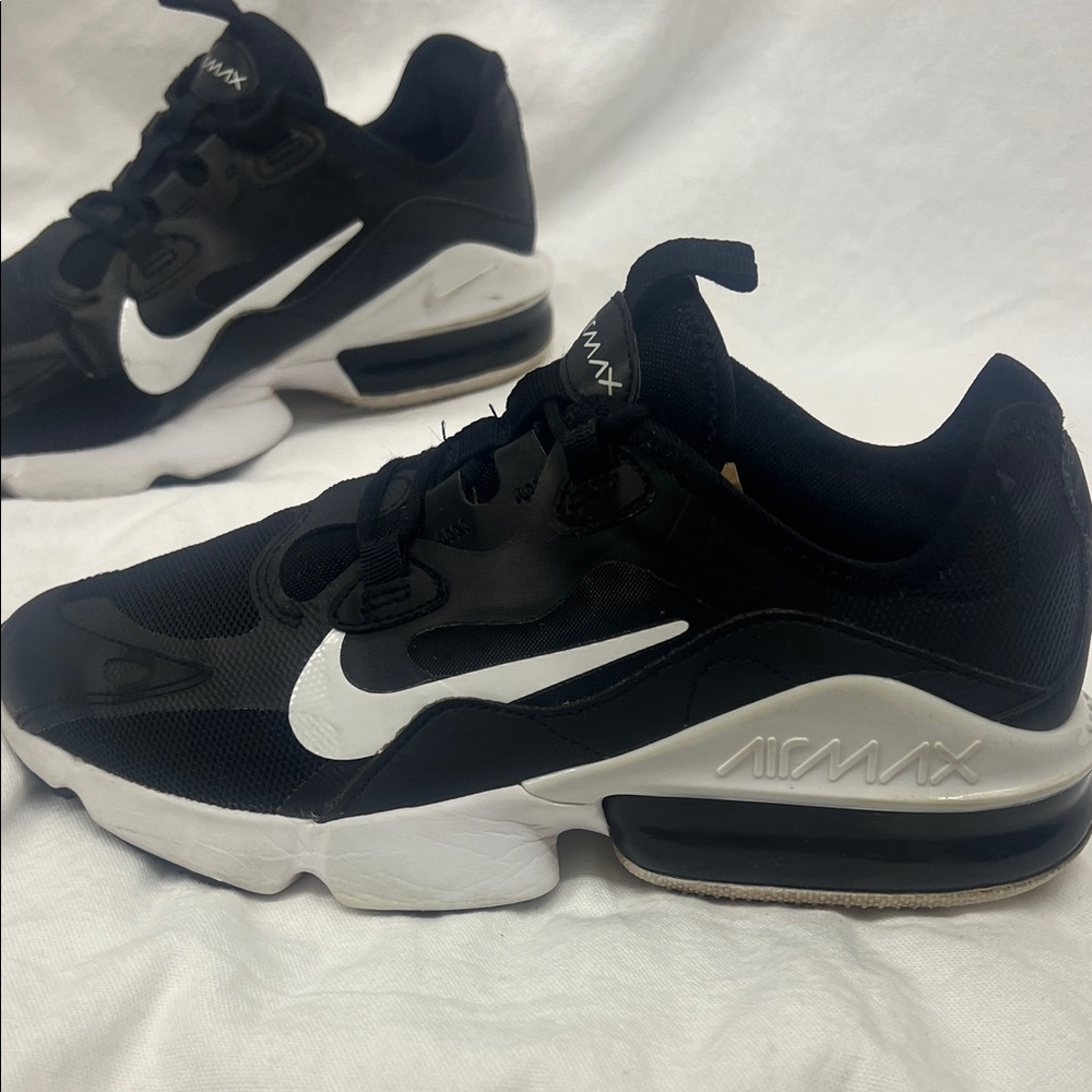 Nike Air Max Black and White Athletic Shoes